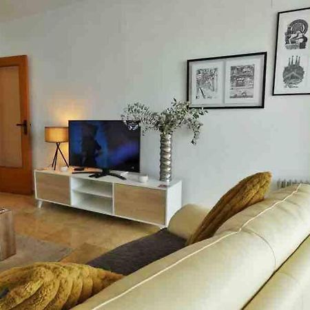 Lovely 2 Bedroom Apartment 2Nd Line To Beach El Albir Luaran gambar